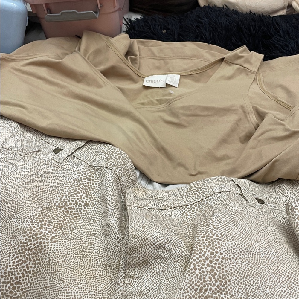 Elegant Cream Pants - Picture 4 of 6